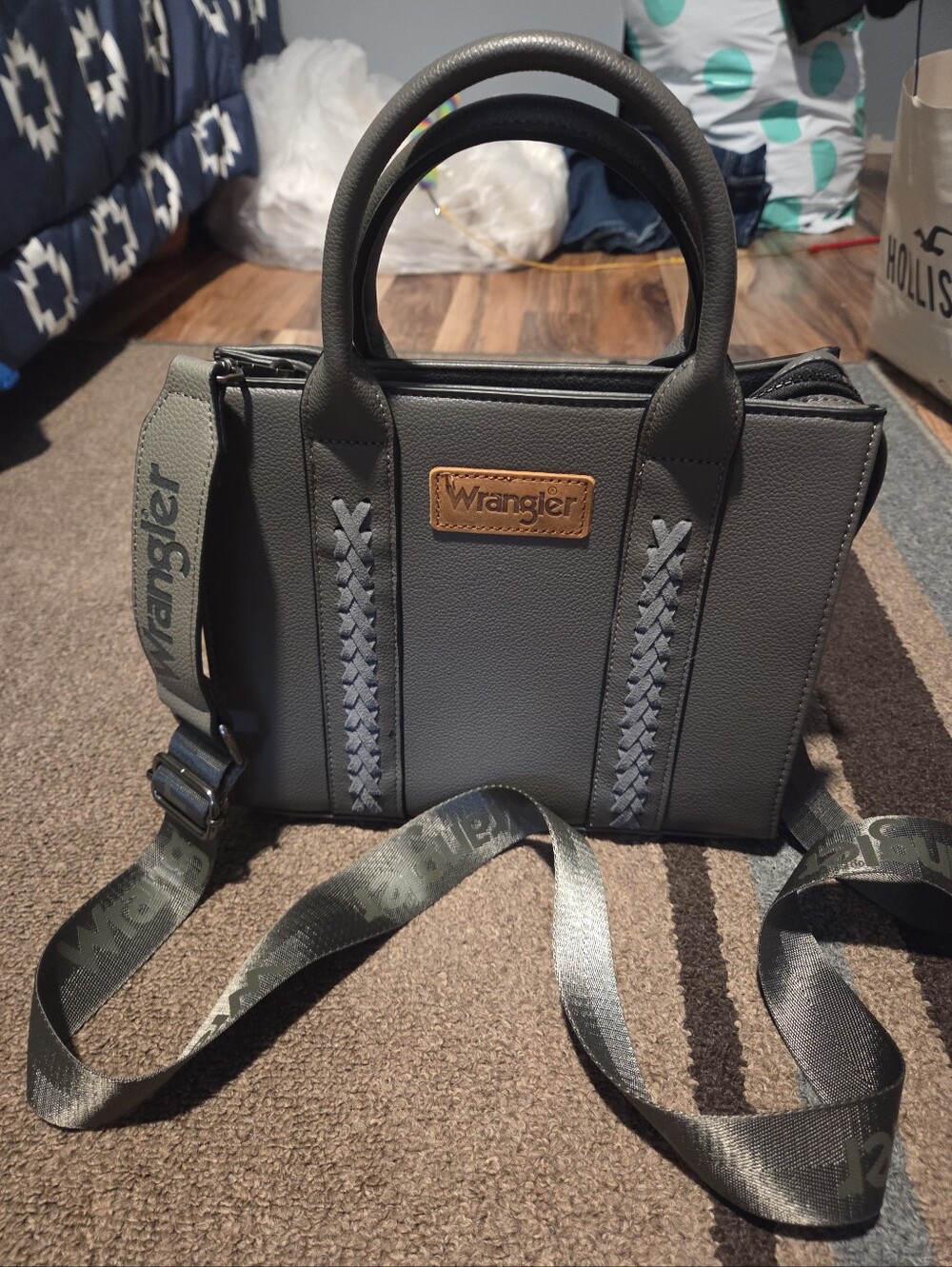 Wrangler Grey Vegan Leather Purse